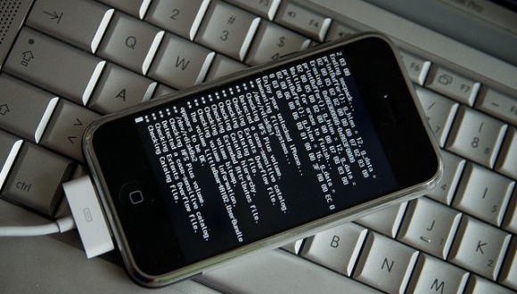 Site divulga documentos de como a CIA fez para invadir iphones
